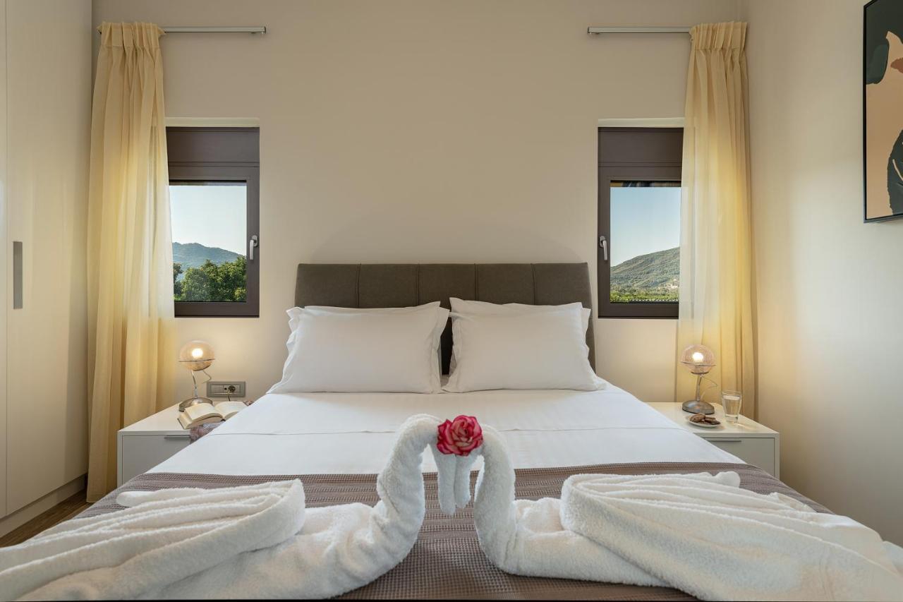 Villa Enny, 3 Bd With Private Heated Pool Agia  Exterior photo